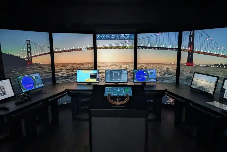 Full-setup-DNV-certified-simulator-VSTEP
