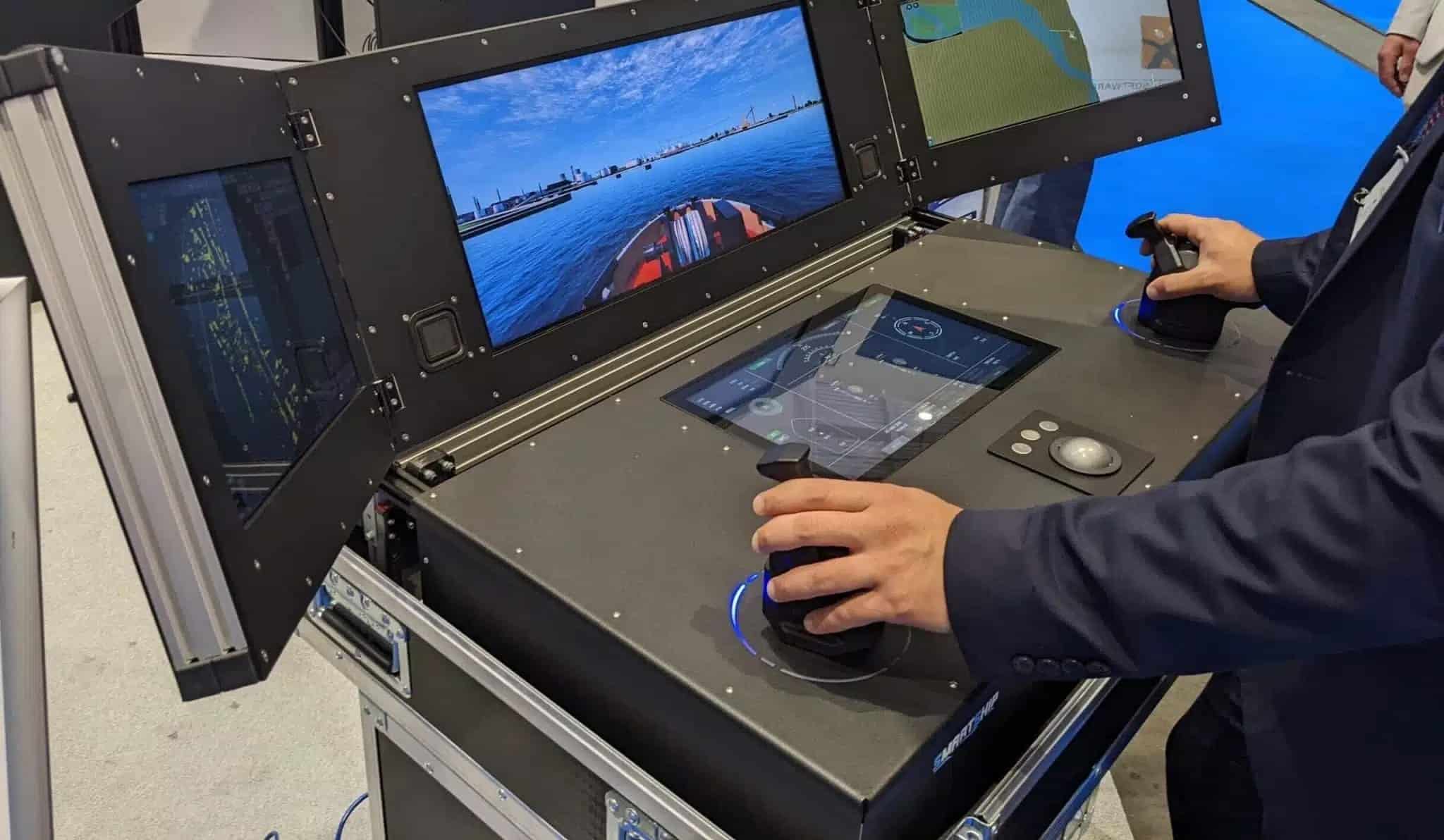 Maritime simulation training interface showing emergency manoeuvre in restricted visibility – NAUTIS – VSTEP